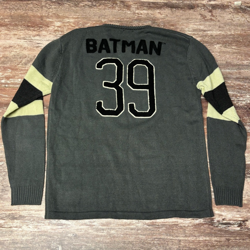 Heroes & Villains | VGUC Men’s Batman Gotham City Varsity Sweater DC Comics, M - Picture 7 of 10